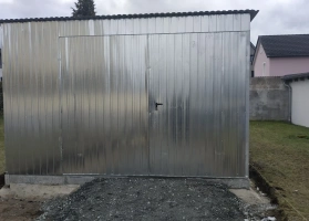 Garaże z blachy ocynkowej 49