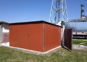 Garaże z blachy akrylowej 31