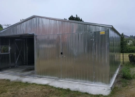 Garaże z blachy ocynkowej 13