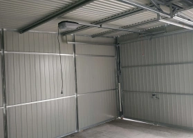 Garaże z blachy akrylowej 9