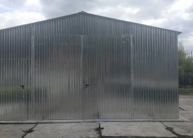 Garaże z blachy ocynkowej 50