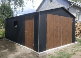 Garaże z blachy akrylowej 102