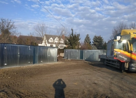 Garaże z blachy ocynkowej