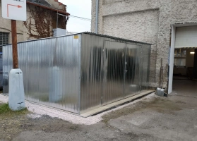 Garaże z blachy ocynkowej