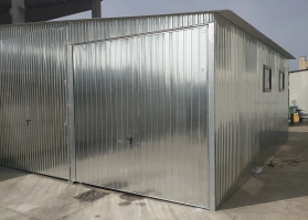 Garaże z blachy ocynkowej