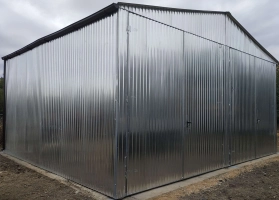 Garaże z blachy ocynkowej