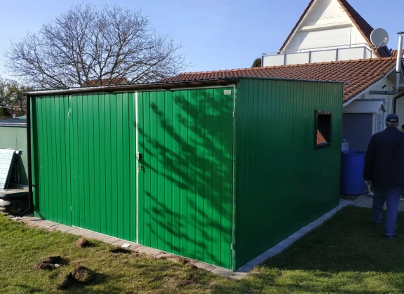 Garaże z blachy akrylowej 144