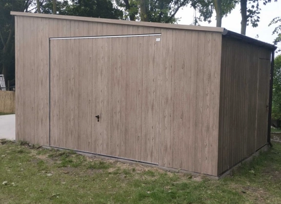 Garaże z blachy akrylowej 275