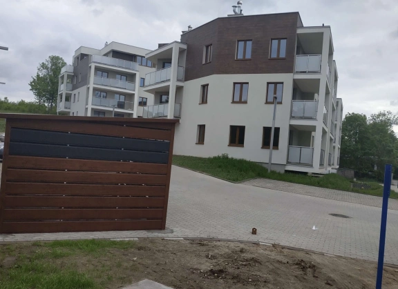 Wiaty śmietnikowe 27