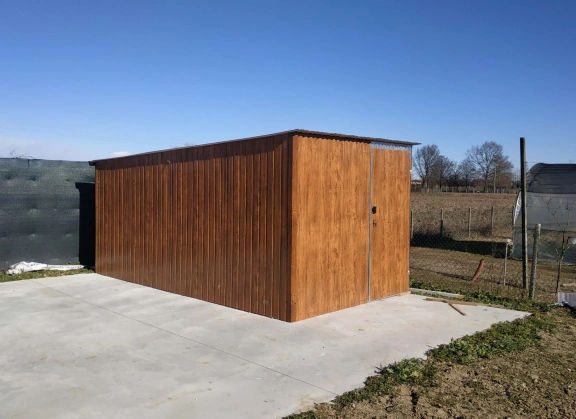 Garaże z blachy akrylowej 66