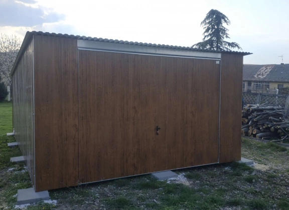 Garaże z blachy akrylowej 75